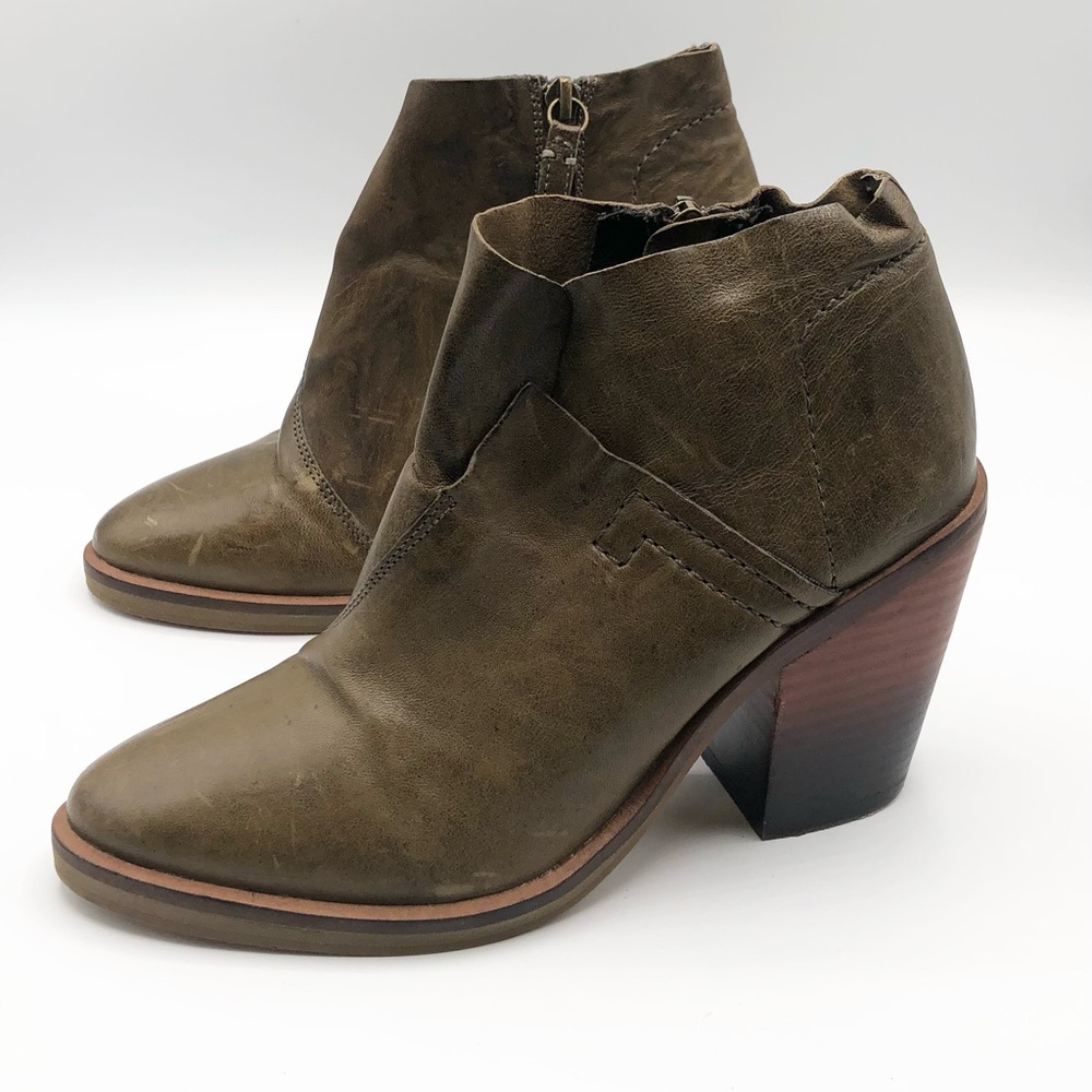 Kelsi Dagger Brooklyn Olive Green Leather Block Heeled Ankle Booties Women’s 6
